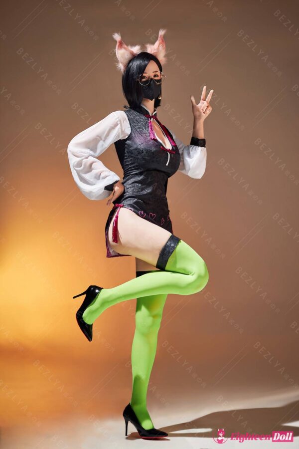 334 poupée sexuelle en silicone Bezyla 2.2U Naimi 168cm, bonnet E, souple Head-3