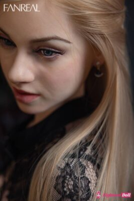 FANREAL-168F-Vanessa-ros-fair-1-45