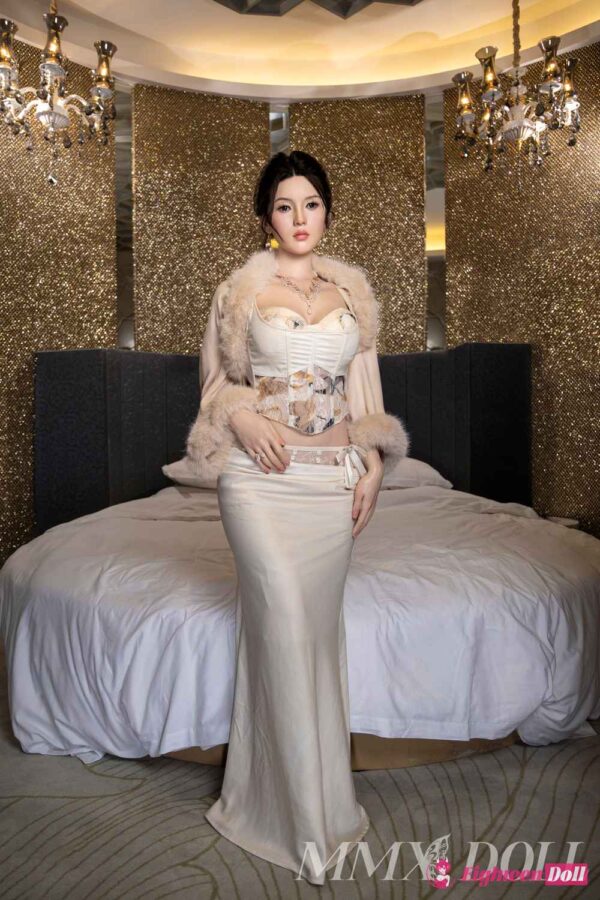 Asian-Silicone-Sex-Doll-MMX-MengYue-165cm-E-cup-01