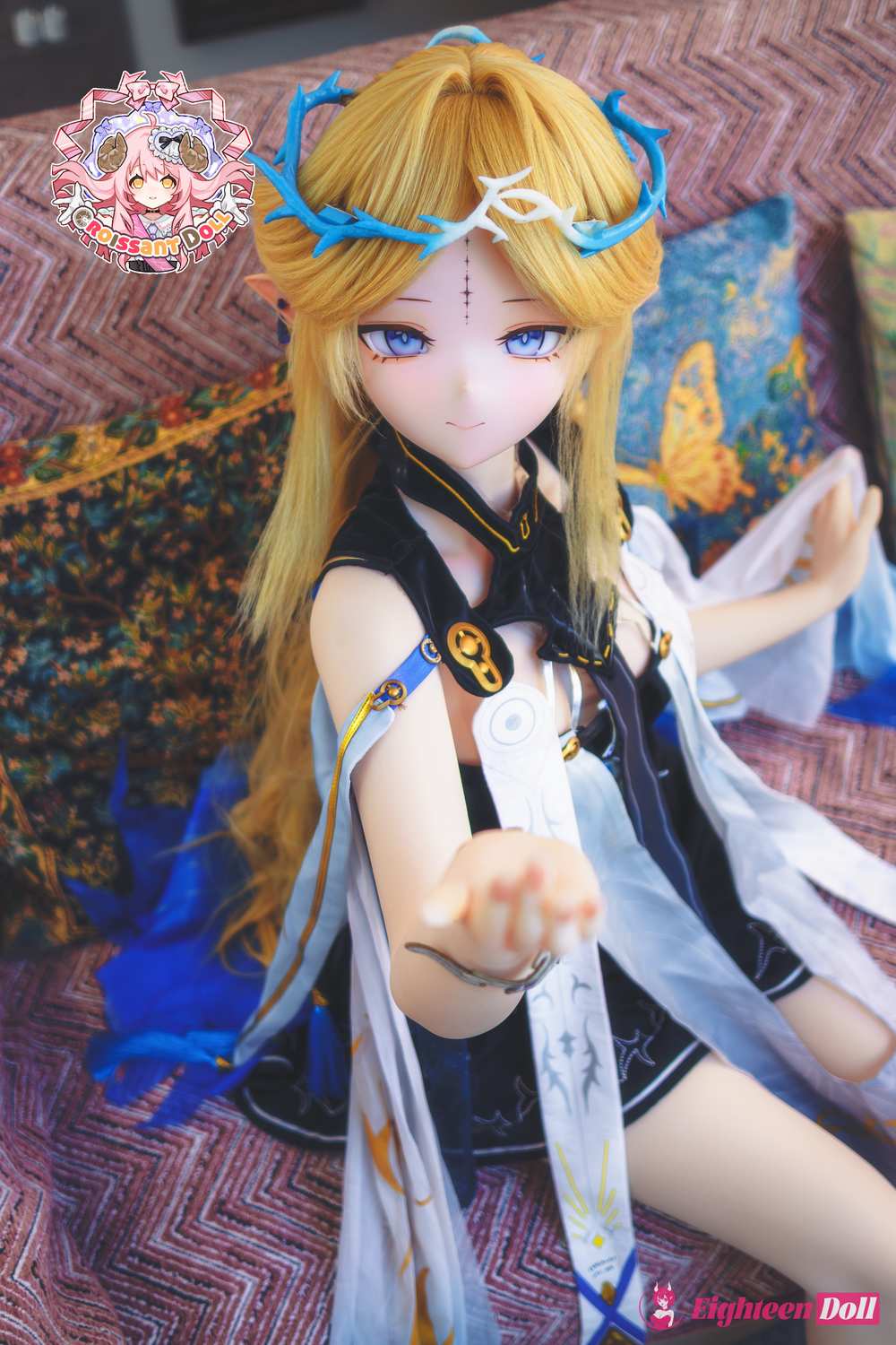 Hand-painted-head-Full-TPE-Croissant-Cartesia-155cm-C-cup-01