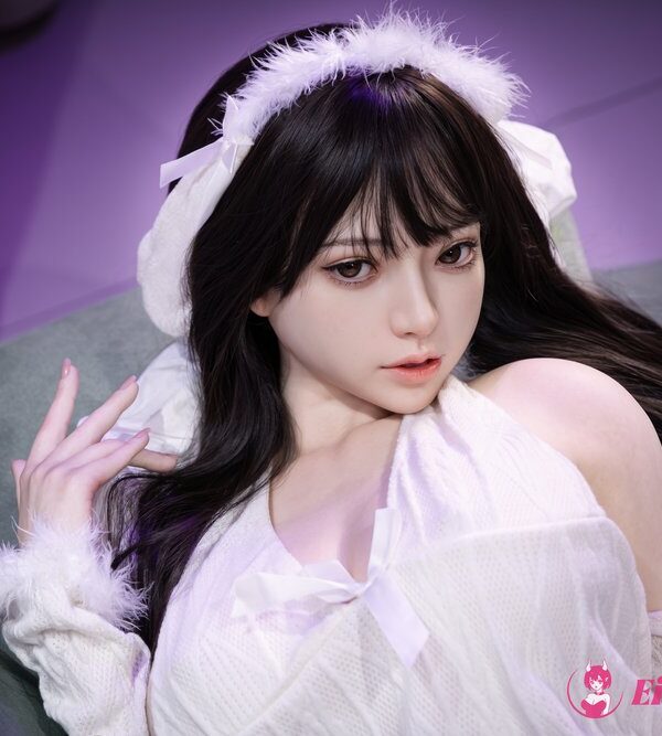 Seamless-Neck-Silicone-Sex-Doll-Yue-Aurora-1-158cm-F-cup-03