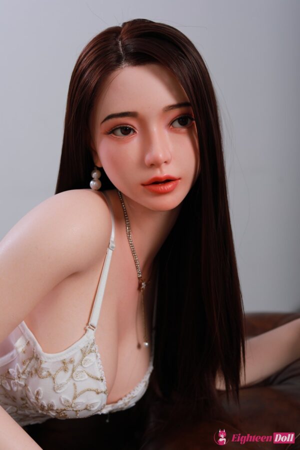Seamless-Neck-Silicone-Sex-Doll-Yue-Aurora-163cm-E-cup-06