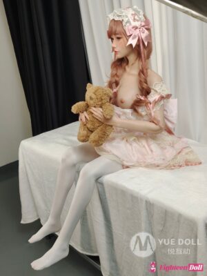 Seamless-Neck-Silicone-Sex-Doll-Yue-Candy-150cm-B-cup-10