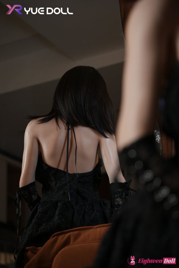 Seamless-Neck-Silicone-Sex-Doll-Yue-Lolis-1-150cm-B-cup-08